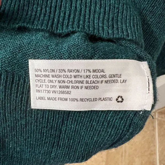 A New Day V Neck Sweater XL - Picture 4 of 4